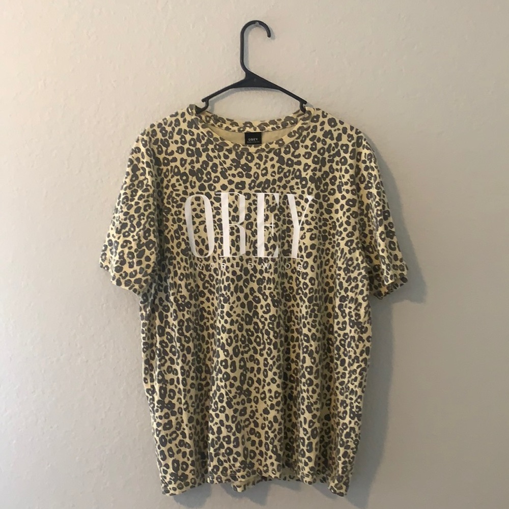 Obey Tee